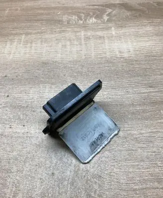 Mazda Premacy Heater blower motor/fan resistor 636040B KJ151CB12