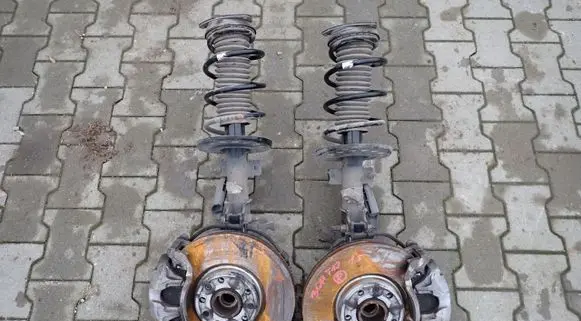 Peugeot 308 Front wheel hub AA10408