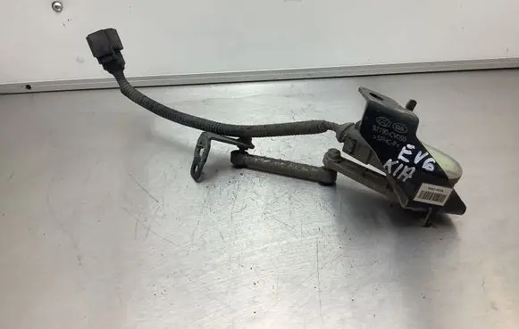 KIA Ceed Headlight/headlamp level sensor 92190CV050