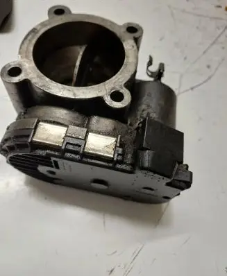 Mercedes-Benz R W251 Throttle valve A6420900270