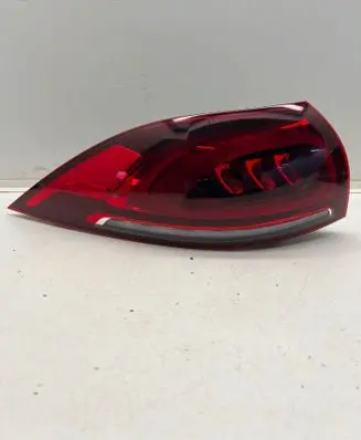 Mercedes-Benz GLE W167 Rear/tail lights A1679063104 CCC17010B CCC17010A