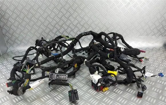 Ford Kuga III Dashboard LX6T92LL45353
