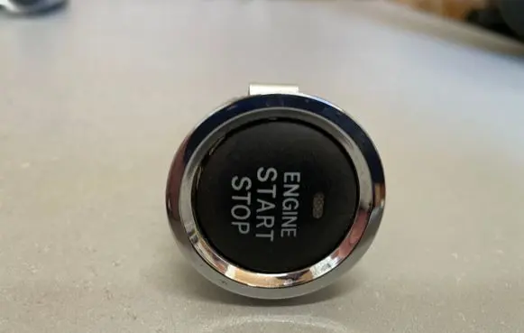 Toyota Corolla Verso E121 Engine start stop button switch 15A710