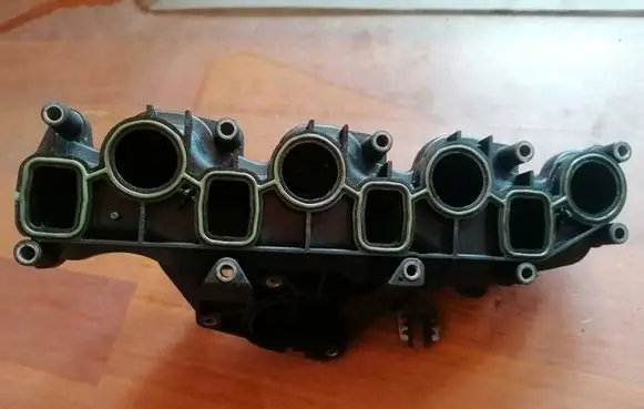 Volkswagen Crafter Intake manifold 03L129711AS