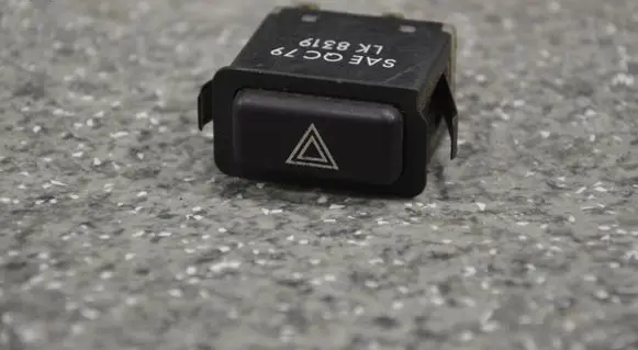 BMW 3 E30 Hazard light switch saeqc79