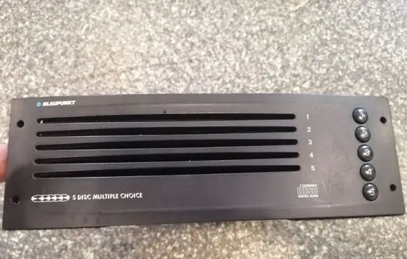 Peugeot 307 CD/DVD changer 96365979XT