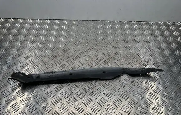 Fender end trim