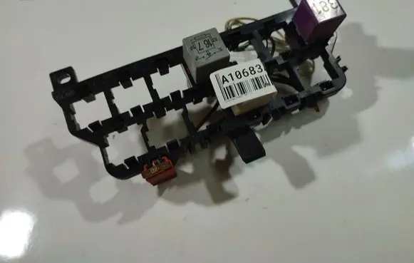 Volkswagen PASSAT B5.5 Fuse box set