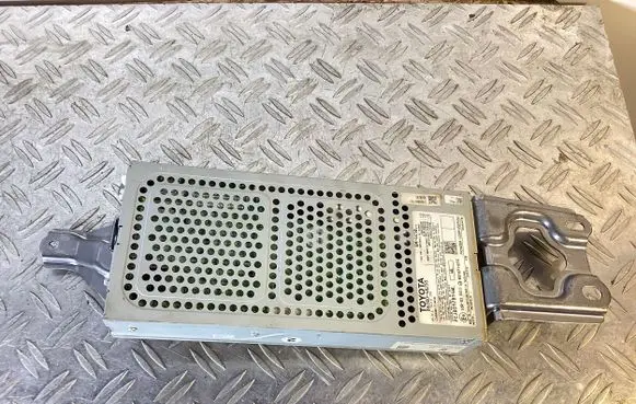 Lexus RX 450H Sound amplifier 8628048250 GM4458ZT
