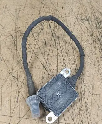 Mercedes-Benz E W213 Lambda probe sensor A0009058011