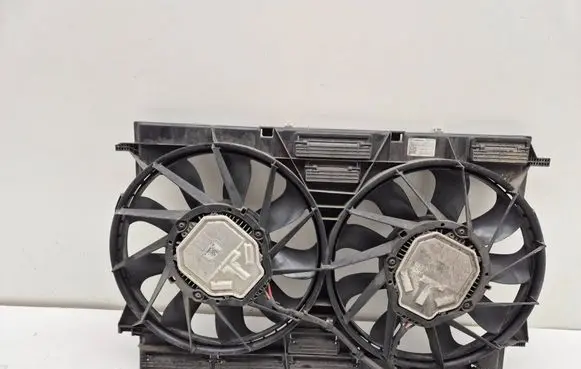 Audi Q7 4M Electric radiator cooling fan 8W0121003D 0130707411 8W0959455G