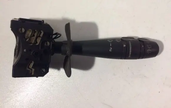 Renault Kangoo I Wiper control stalk E1024