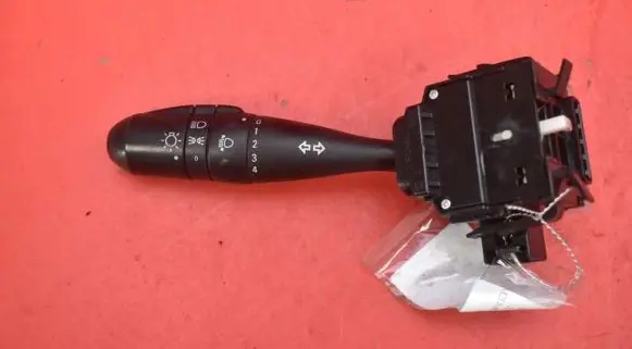 Mitsubishi Colt Headlight wiper switch 17E018