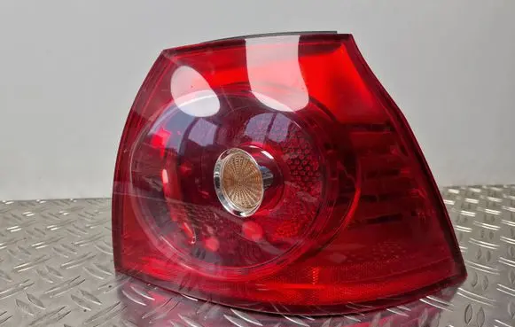 Volkswagen Golf V Rear/tail lights 1K6945096AG
