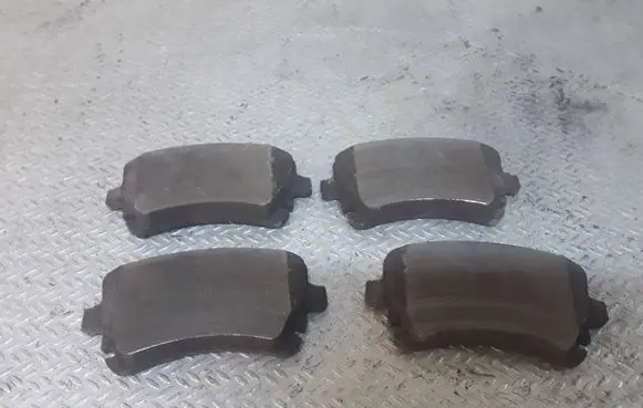 Audi A8 S8 D3 4E Brake pads (rear) 