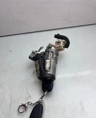 Toyota Yaris Ignition lock 8978352010 88LP001 2842102135