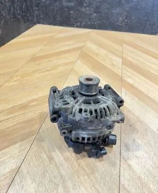 Mercedes-Benz E W211 Generator/alternator A0131540002