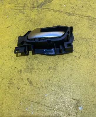 Citroen C4 II Front door interior handle 9660525480