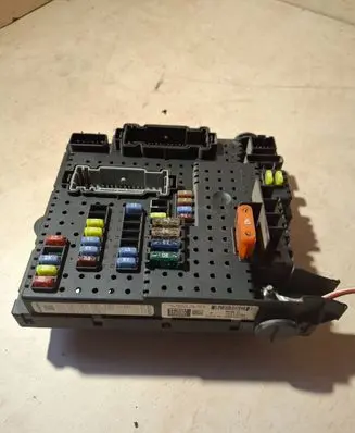 Volvo S80 Fuse module 8676391 12217799