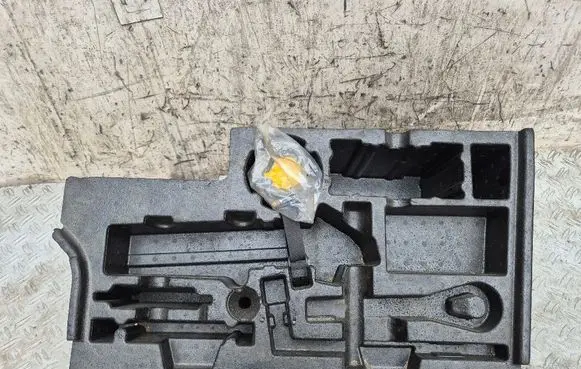 Mercedes-Benz E W212 Glove box in trunk A2128991014
