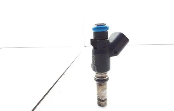 Opel Zafira B Fuel injector 25380933