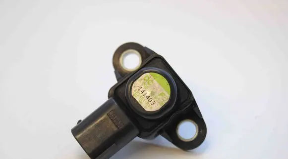 Mercedes-Benz A W169 Air pressure sensor A0051535028141403