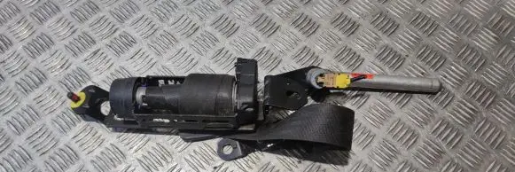Volvo V70 Front seatbelt 30734732