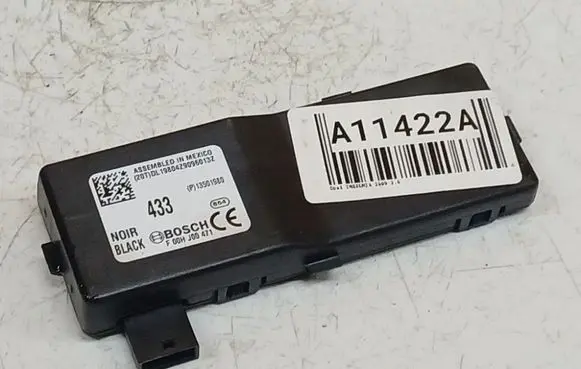 Opel Insignia A Antenna control unit F00HJ00471