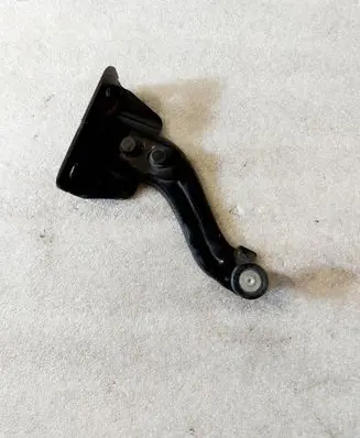 Chrysler Pacifica Sliding door contact joint VR026