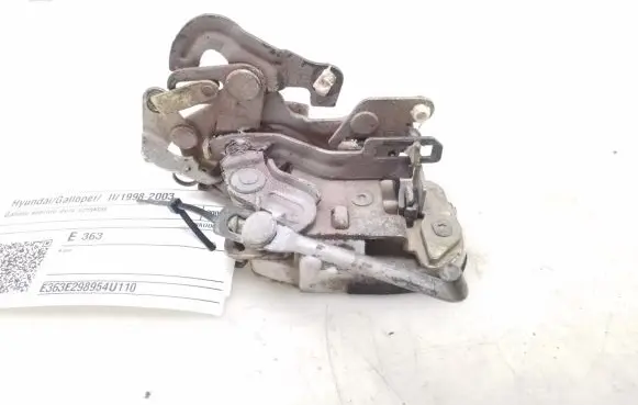 Hyundai Galloper Rear door lock