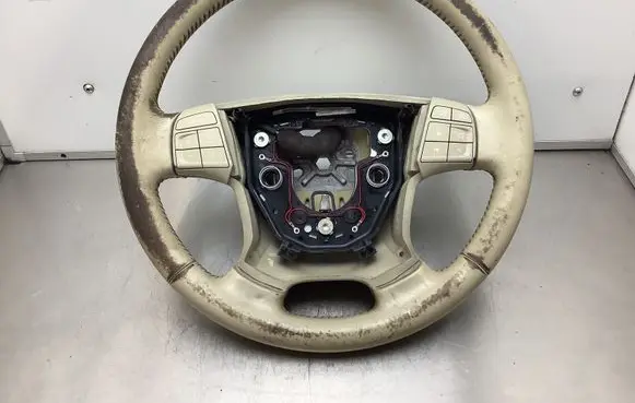 Volvo V70 Steering wheel 30778865 P30721997 26612206