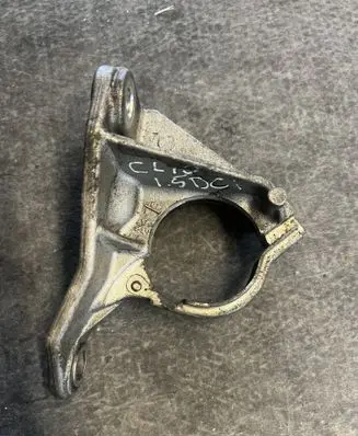 Renault Clio III Driveshaft support bearing bracket 