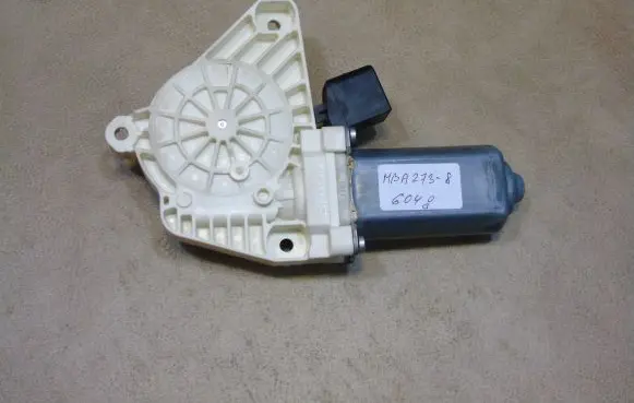 Mercedes-Benz E C207 W207 Rear door window regulator with motor A2078200342