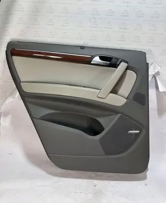 Audi Q7 4L Rear door card panel trim