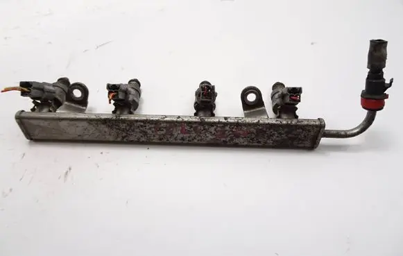 Mitsubishi Colt Fuel injector MR988977