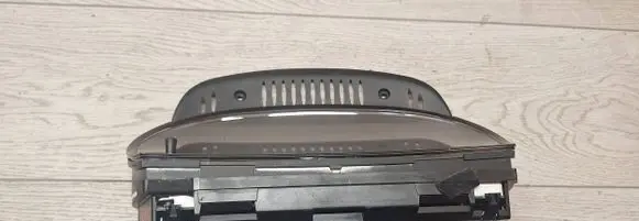 BMW 5 E60 E61 Speedometer (instrument cluster) 110080213