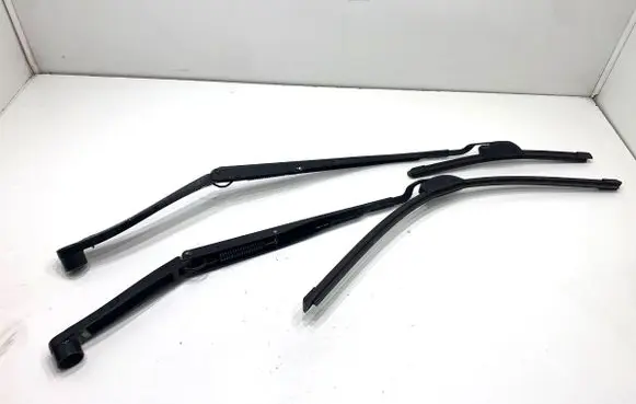 Hyundai i40 Front wiper blade arm 
