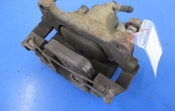 Volkswagen Tiguan Front brake caliper