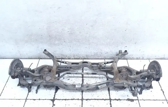 Volkswagen Touran II Rear subframe 1K0505315BM