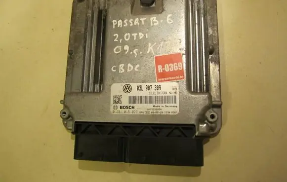 Volkswagen PASSAT B6 Engine control unit/module 03L907309
