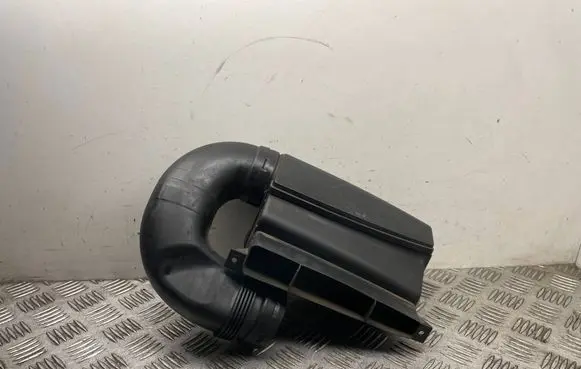 Skoda Superb B6 (3T) Air intake duct part 1K0805971C 1K0129618BQ 1K0805962E