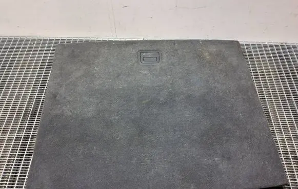 Audi Q3 8U Trunk/boot floor carpet liner 