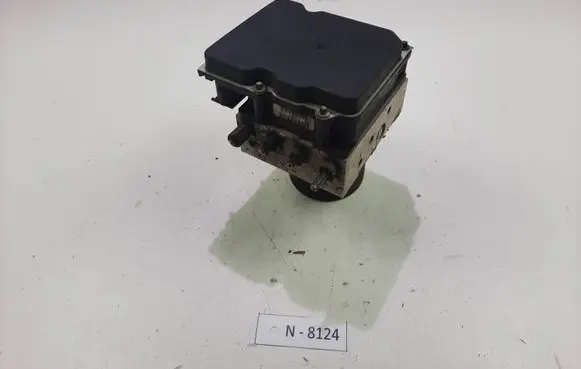 Toyota Avensis T270 ABS Pump 5582L9250211