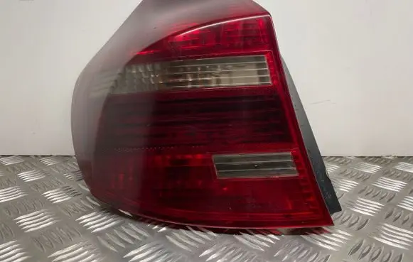 BMW 1 E81 E87 Rear/tail lights 7181297
