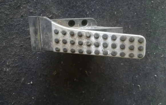 Mercedes-Benz C W204 Accelerator throttle pedal A2043000204