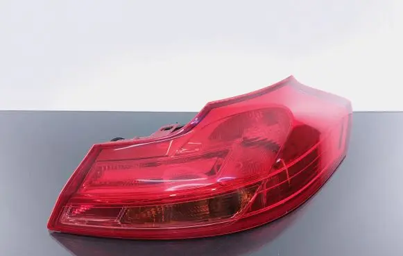 Opel Insignia A Tailgate rear/tail lights VP9TTX13N004A 13277878