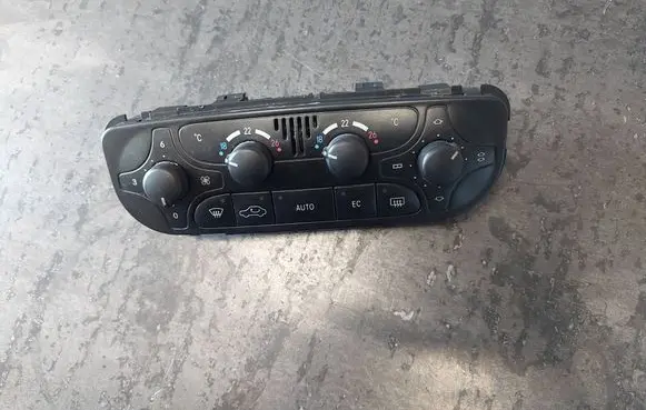 Mercedes-Benz C W203 Climate control unit A2038300785 9140010479