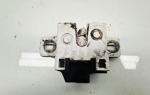 Engine bonnet/hood lock/catch