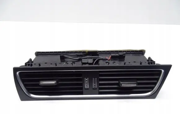 Audi A5 8T 8F Dash center air vent grill 8T2820951E