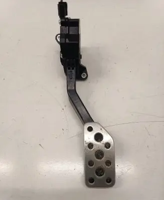 Subaru Forester SK Accelerator throttle pedal 36010FL011